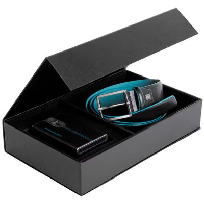 Мужской подарочный набор Piquadro Blue Square из ремня и чехла для кредитных карт черного цвета